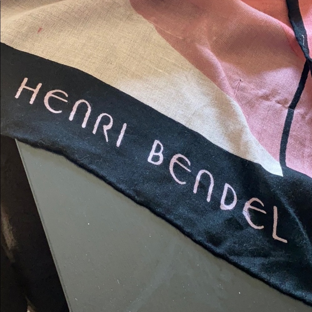 Henri Bendel Shawl/Scarf